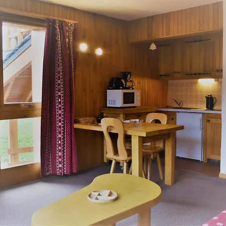 Apartment A - Proche Pistes, Parking, Animaux Acceptes - Fr-1-180-21